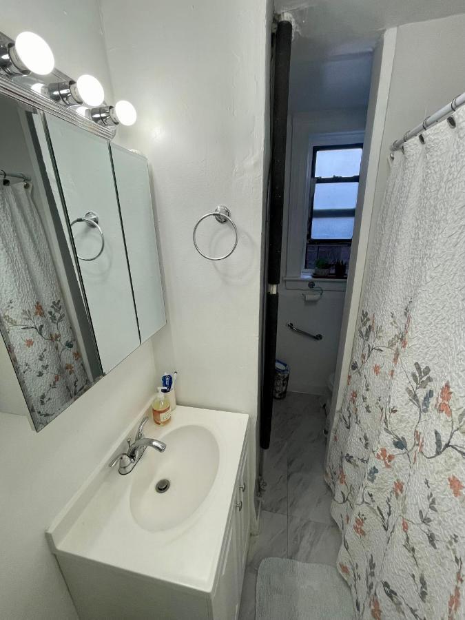 Room In A 2 Bedrooms Apt. 10 Minutes To Time Square! West New York Exterior photo
